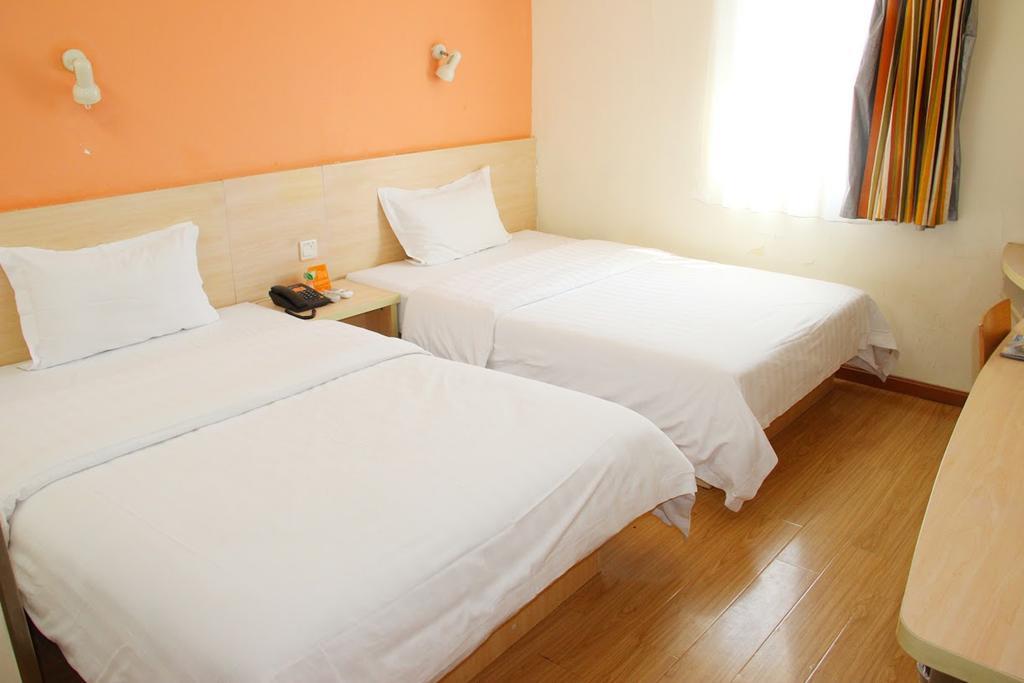 7Days Inn Beijing Shijingshan Gucheng Exteriör bild